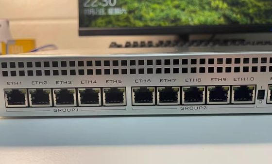 Routeur quadricœur à 13 ports Gigabit RB1100AHx4 original avec fonction de données USB et prise en charge Wi-Fi Taux de transmission de 1200 Mbps