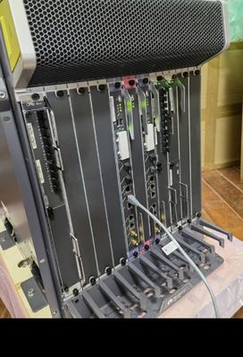 Desktop Network Bluetooth Enterprise Router NE40E-X8A CR5B0BKP0873 Integrated Chassis HVDC Components Including 2 Fan Tray
