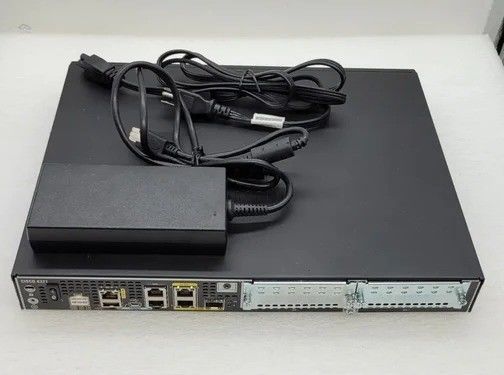 Nuevo router blanco original ISR4321-VSEC/K9 con 600Mbps 4 puertos LAN 10/100/1000Mbps en stock