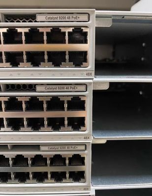 10/100/1000Mbps Transmission Rate Cisco Catalyst 9200 C9300-48P-E Gigabit Ethernet Switch with 48-Port PoE and QoS Function
