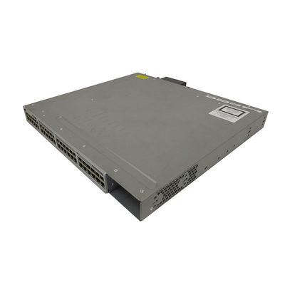 Les ports POE Ethernet sont gérés par une base IP et peuvent être empilés