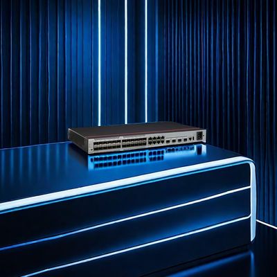 Adaptable à 48*25GE SFP28 8*100GE QSFP28 Commutateur de centre de données CE6885-48YS8CQ et Adaptable avec fonction POE