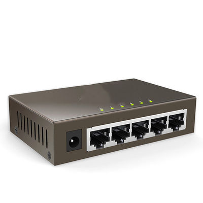1Gbps Switch Capacity Customized Long Distance Transmission TEF1105P-4-63W 5-Port 10/100Mbps Desktop Switch with 4-Port PoE