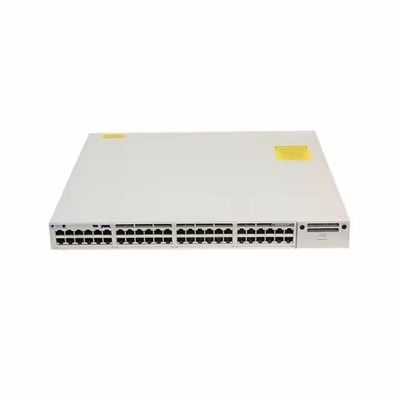 Puissant commutateur PoE C9300-48P-E à 48 ports avec débit de transmission de 10/100/1000Mbps et mode de communication full/half-duplex