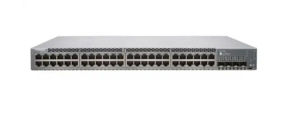 Transmisión de velocidad EX4400-EM-4S 4 puertos 1GbE/10GbE SFP Switch Rendimiento de molde privado 4 puertos 10/100/1000Mbps