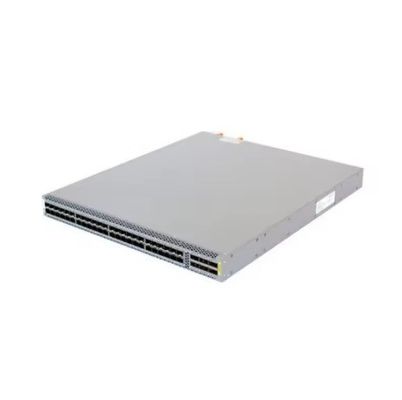 QFX5120-32C-AFO 48 ports 10/100/1000Mbps Commutateur QFX5120 série 32x100GB Airflow Ethernet Commutateur avec des options personnalisables