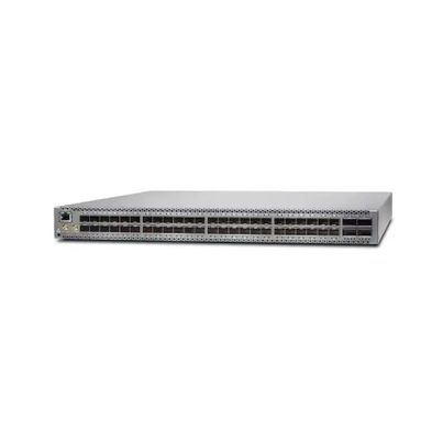 QFX5120-32C-AFO 48 ports 10/100/1000Mbps Commutateur QFX5120 série 32x100GB Airflow Ethernet Commutateur avec des options personnalisables