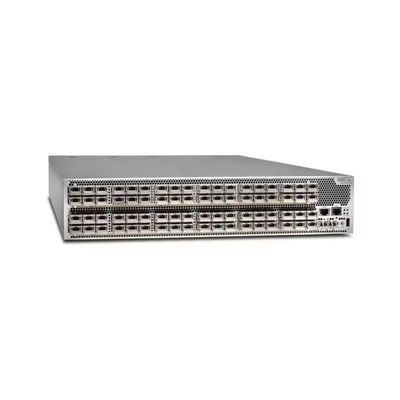 Commutateur de capacité 64 QSFP / QSFP Ethernet Commutateur personnalisé Réseaux de la série QFX QFX5210-64C-AFO2 Produits État du stock