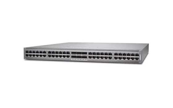 Commutateur Ethernet personnalisé EX4300-24P haute capacité EX4300 série 24 ports 715W AC PS POE avec gestion avancée du réseau