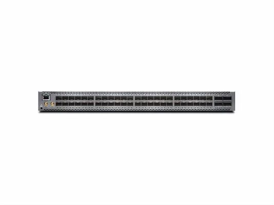 EX4300-48MP personnalisable Le commutateur de base idéal d'agrégation de données réseau d'accès Ethernet pour les solutions réseau personnalisées