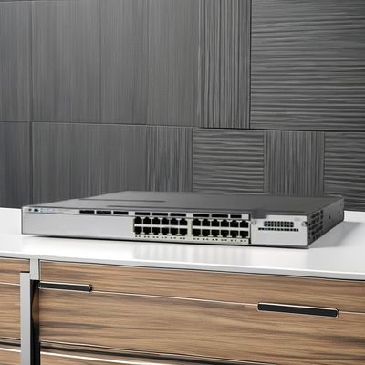 Stackable C9300-24UX-E 24-Port 10G UPoE Switch With PoE SNMP QoS 160 Gbps Switching Capacity Stock