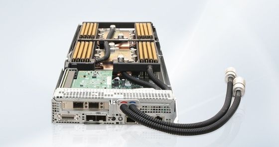 Serveur de fusion de tour certifié CE XH321L V5 noeud refroidi par liquide pour un traitement des données en douceur