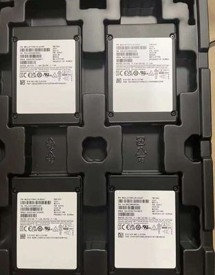 3.84T SAS MZILG3T8HCLS-00A07 Server Solid State Drive Sam Sung PM1653 2.5 SSD And 3Gb/s Interface Rate